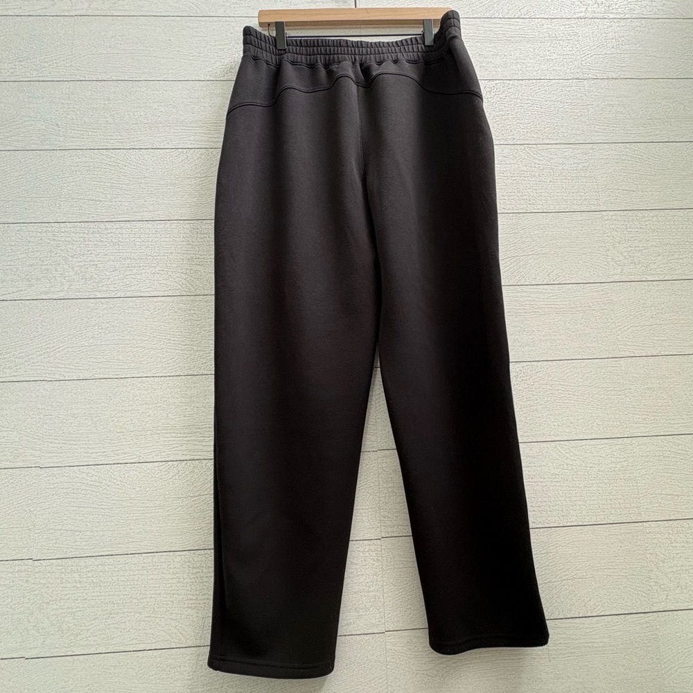SPANX AirEssentials Slim Straight Pant, Very Black, Size Large - Picture 8 of 10